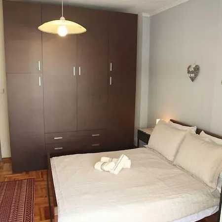 Cozy/comfortable Flat 50 Sq Flat, 15' From City's Centre. Great Vfm! Салоники
